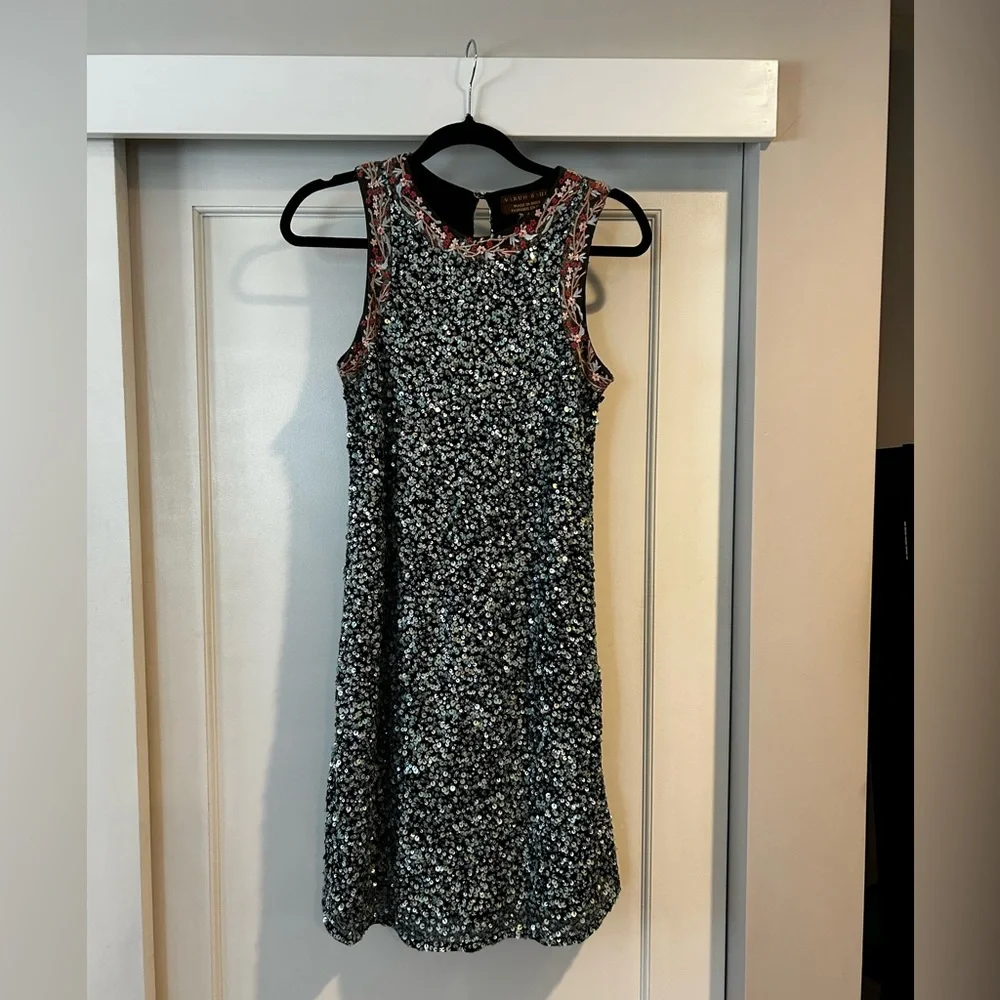 🪩NWT Anthropologie Astronomy Sequin Dress by Varun Bahl Embroidered Top Size 4 - Picture 3 of 13